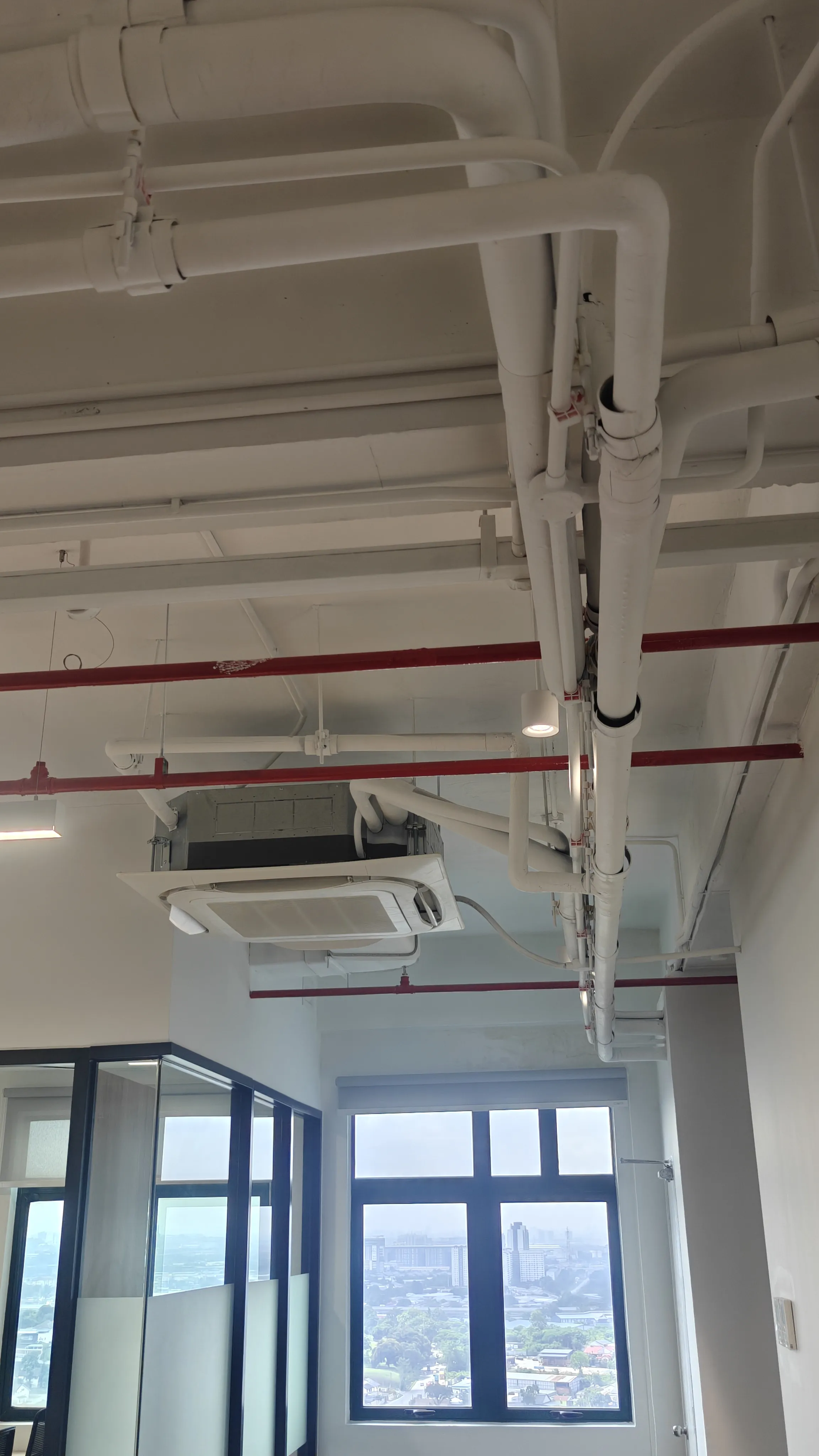 Munchy VRF piping