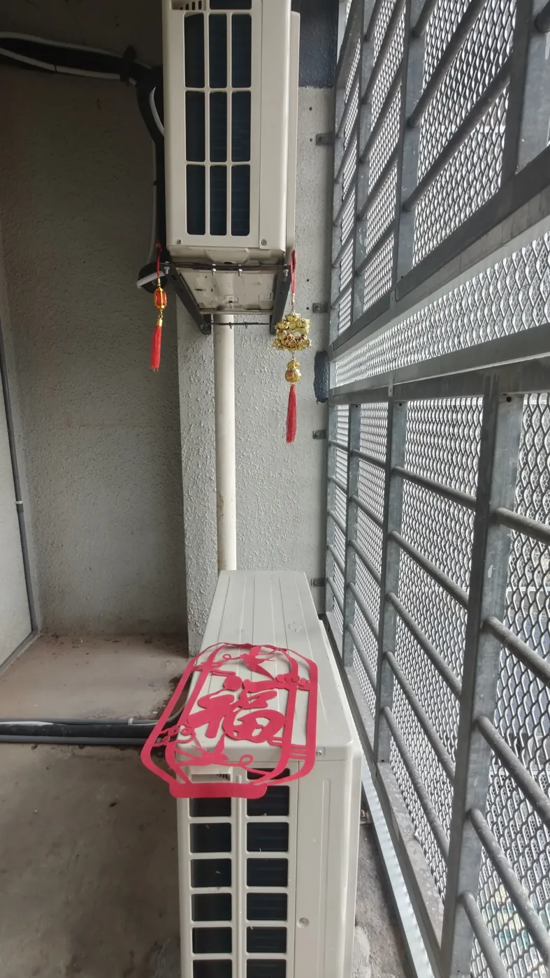 Munchy's Office VRV outdoor condensing unit