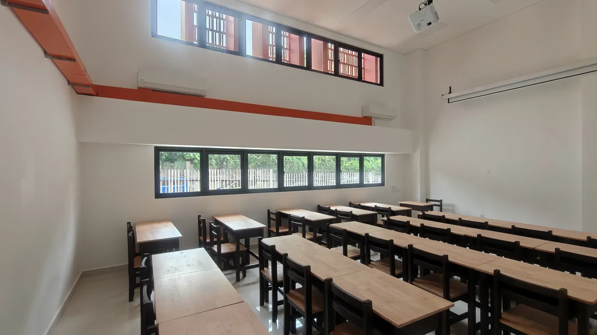 Sekolah Indonesia KL classroom VRF wall units