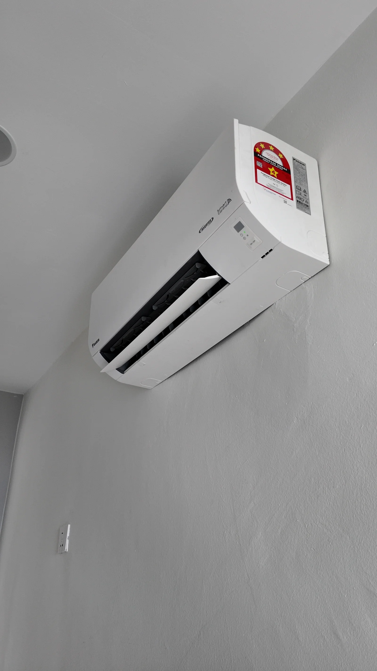 The View Serai Saujana wall-mounted Daikin unit